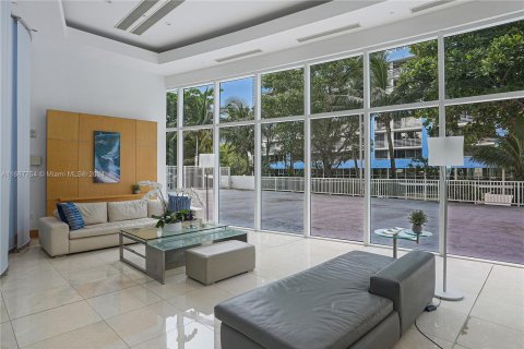 Condominio en venta en Miami, Florida, 1 dormitorio, 73.49 m2 № 1428550 - foto 30