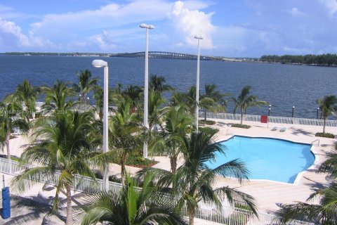 Condominio en venta en Miami, Florida, 1 dormitorio, 73.49 m2 № 1428550 - foto 22