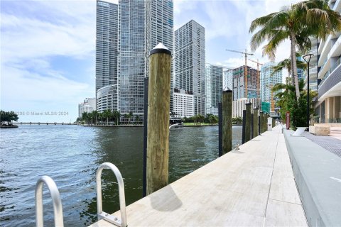 Copropriété à vendre à Miami, Floride: 7 chambres, 1845.78 m2 № 1358755 - photo 14