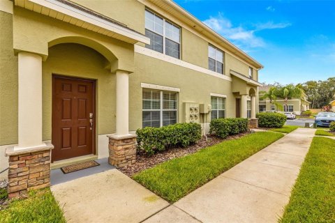 Townhouse in Trinity, Florida 3 bedrooms, 126.72 sq.m. № 1359517 - photo 1