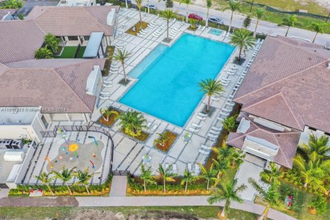 Copropriété à louer à Doral, Floride: 3 chambres, 104.42 m2 № 1293062 - photo 14