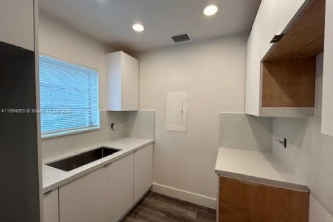 Casa en venta en Miami, Florida, 3 dormitorios, 123.56 m2 № 1377166 - foto 14