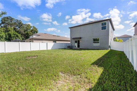 Casa en venta en Zephyrhills, Florida, 4 dormitorios, 173.73 m2 № 1382105 - foto 25