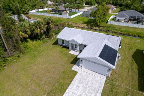 Casa en venta en North Port, Florida, 3 dormitorios, 150.5 m2 № 1382073 - foto 2