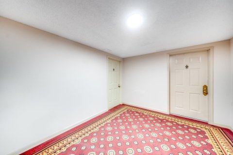 Condo in West Palm Beach, Florida, 2 bedrooms  № 844131 - photo 27