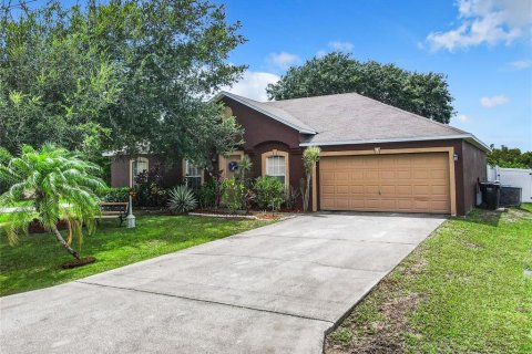 Villa ou maison à vendre à Kissimmee, Floride: 3 chambres, 153.94 m2 № 1313490 - photo 6