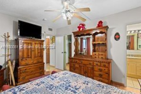 Copropriété à vendre à Lauderdale Lakes, Floride: 2 chambres, 93.83 m2 № 1292851 - photo 13