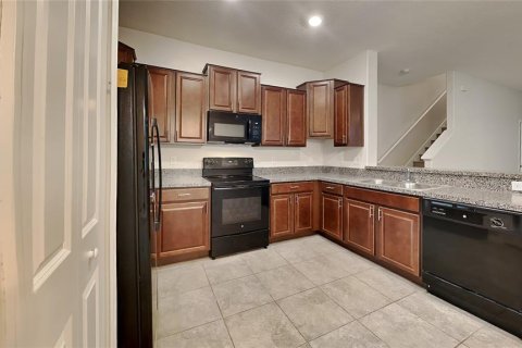 Townhouse in Tampa, Florida 2 bedrooms, 143.81 sq.m. № 1424441 - photo 5