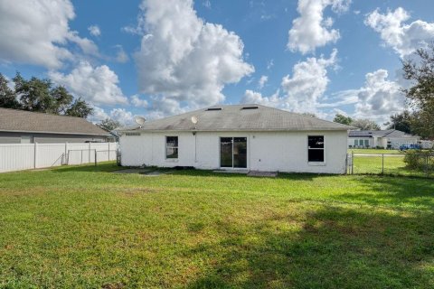 House in Deltona, Florida 3 bedrooms, 118.36 sq.m. № 1424375 - photo 24