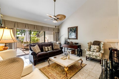 Adosado en venta en Palm Beach Gardens, Florida, 3 dormitorios, 184.23 m2 № 1173057 - foto 5