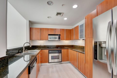 Condominio en venta en West Palm Beach, Florida, 2 dormitorios, 141.49 m2 № 320431 - foto 14