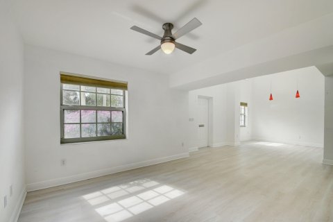 Condominio en venta en West Palm Beach, Florida, 2 dormitorios, 141.49 m2 № 320431 - foto 10