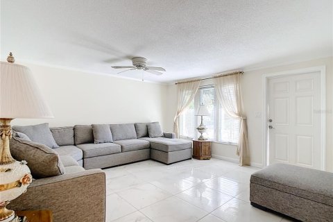 Villa ou maison à vendre à Englewood, Floride: 2 chambres, 104.79 m2 № 985021 - photo 3