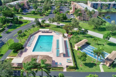 Condo in Delray Beach, Florida, 2 bedrooms  № 1009330 - photo 17