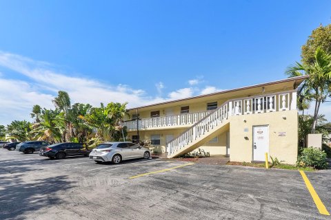 Condominio en venta en Wilton Manors, Florida, 2 dormitorios, 55.74 m2 № 1009371 - foto 25