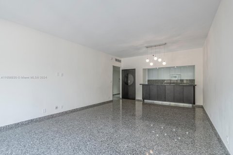 Condo in Key Biscayne, Florida, 2 bedrooms  № 1357120 - photo 2