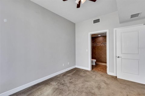 Condominio en venta en Orlando, Florida, 2 dormitorios, 111.3 m2 № 577445 - foto 16
