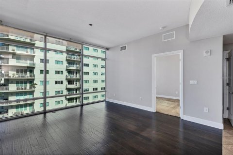 Condominio en venta en Orlando, Florida, 2 dormitorios, 111.3 m2 № 577445 - foto 8