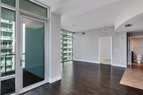 Condominio en venta en Orlando, Florida, 2 dormitorios, 111.3 m2 № 577445 - foto 13