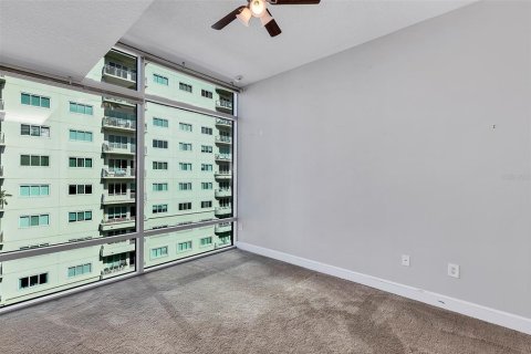 Condominio en venta en Orlando, Florida, 2 dormitorios, 111.3 m2 № 577445 - foto 15