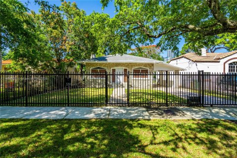 Villa ou maison à louer à Miami, Floride: 2 chambres, 104.98 m2 № 1357036 - photo 25