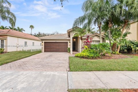 Villa ou maison à louer à Weston, Floride: 3 chambres, 169.92 m2 № 1357269 - photo 4