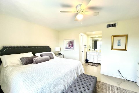 Condo in Sunrise, Florida, 2 bedrooms  № 1357270 - photo 25