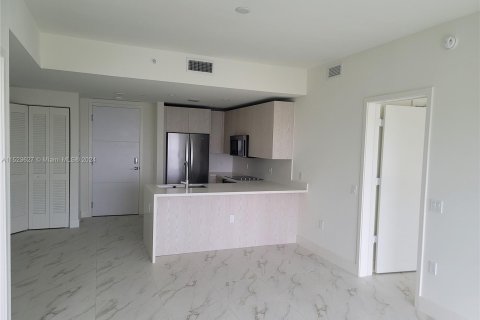 Condominio en venta en Sunrise, Florida, 2 dormitorios, 91.97 m2 № 981201 - foto 5