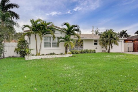 House in Boca Raton, Florida 3 bedrooms, 113.34 sq.m. № 912764 - photo 3