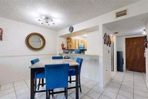 Condo in Clearwater, Florida, 1 bedroom  № 1420739 - photo 8