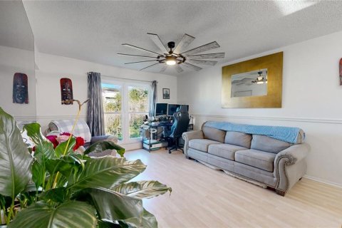 Condo in Clearwater, Florida, 1 bedroom  № 1420739 - photo 14