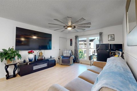 Condo in Clearwater, Florida, 1 bedroom  № 1420739 - photo 5