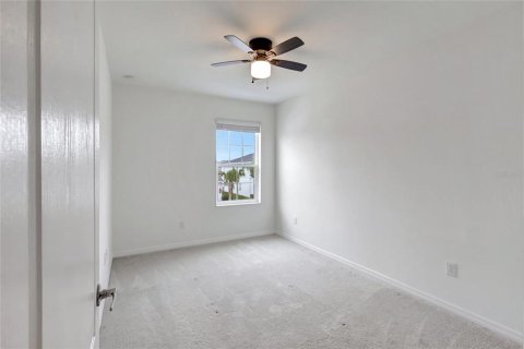 Townhouse in Parrish, Florida 3 bedrooms, 169.27 sq.m. № 933378 - photo 25
