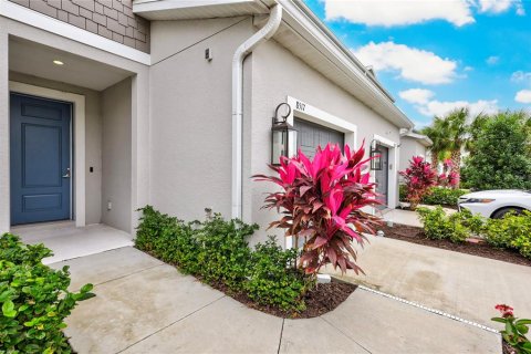 Townhouse in Parrish, Florida 3 bedrooms, 169.27 sq.m. № 933378 - photo 4