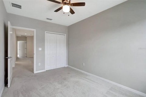 Townhouse in Parrish, Florida 3 bedrooms, 169.27 sq.m. № 933378 - photo 28