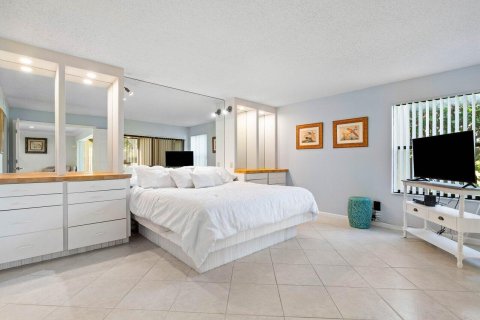 Condo in Jupiter, Florida, 2 bedrooms  № 1120056 - photo 30