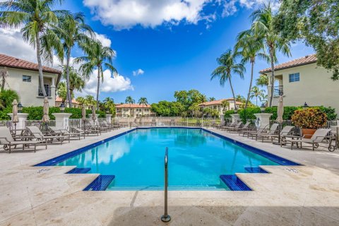 Touwnhouse à vendre à Palm Beach Gardens, Floride: 3 chambres, 299.52 m2 № 1120055 - photo 6