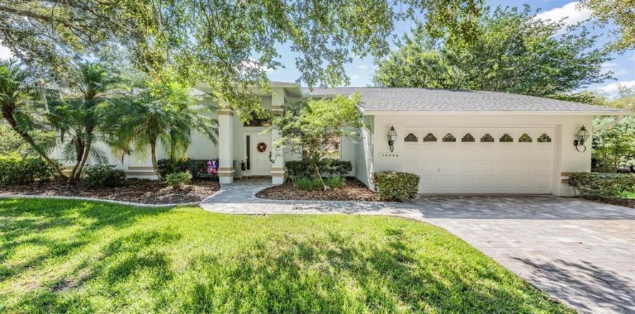 Villa ou maison à Hudson, Floride 4 chambres, 221.01 m2 № 1266052