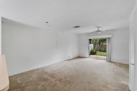 Townhouse in Pompano Beach, Florida 2 bedrooms, 93.65 sq.m. № 893663 - photo 14