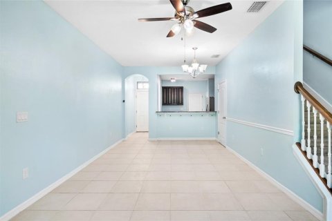 Townhouse in Clearwater, Florida 3 bedrooms, 157.75 sq.m. № 1314129 - photo 10