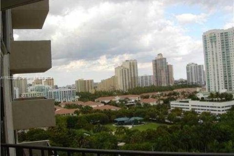 Condominio en venta en Aventura, Florida, 1 dormitorio, 116.78 m2 № 1269104 - foto 6