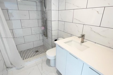 Купить кондоминиум в Авентура, Флорида 2 спальни, 116.22м2, № 873270 - фото 24