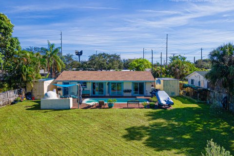 Villa ou maison à vendre à Delray Beach, Floride: 4 chambres, 121.14 m2 № 888420 - photo 7