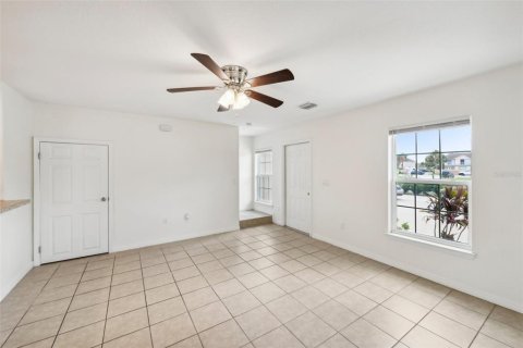 Touwnhouse à vendre à Kissimmee, Floride: 3 chambres, 117.99 m2 № 1343694 - photo 7