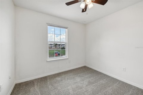 Townhouse in Kissimmee, Florida 3 bedrooms, 117.99 sq.m. № 1343694 - photo 24