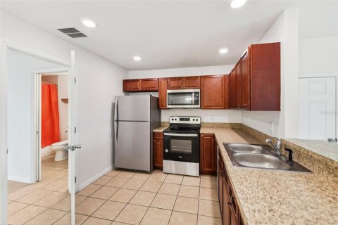 Adosado en venta en Kissimmee, Florida, 3 dormitorios, 117.99 m2 № 1343694 - foto 15