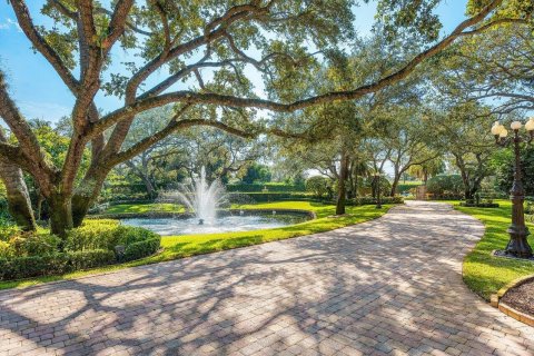 Villa ou maison à vendre à Palm Beach Gardens, Floride: 7 chambres, 1620.22 m2 № 748017 - photo 10