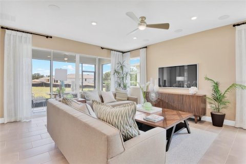 Villa ou maison à vendre à Kissimmee, Floride: 4 chambres, 192.31 m2 № 1275208 - photo 8