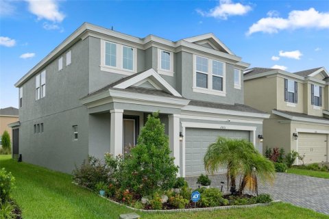 House in Land O' Lakes, Florida 4 bedrooms, 225.47 sq.m. № 1275215 - photo 2