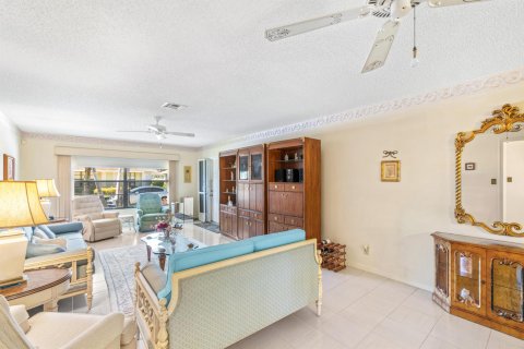 Casa en venta en Boynton Beach, Florida, 2 dormitorios, 130.06 m2 № 1120010 - foto 25